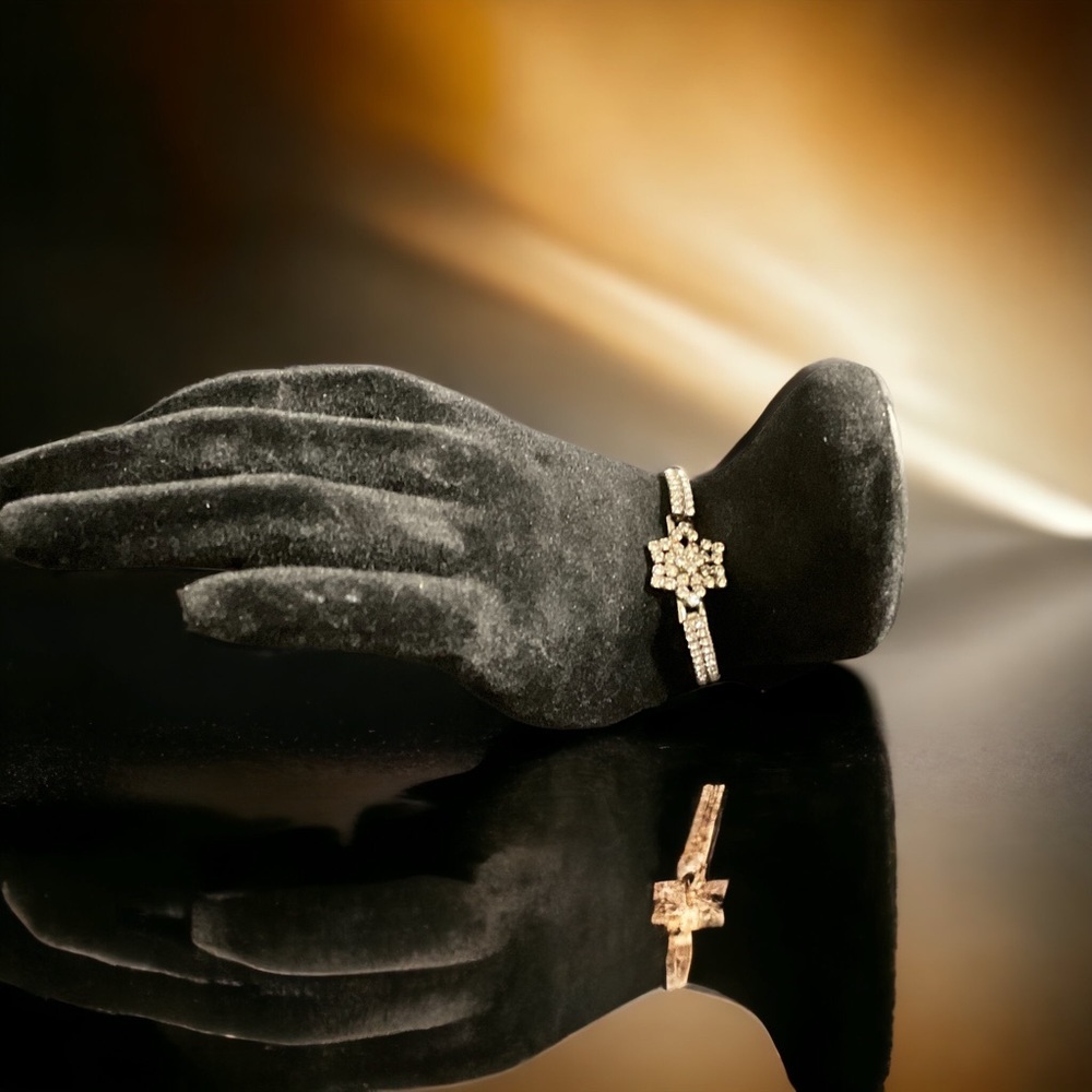 Vintage Silver Rhinestone Bracelet.